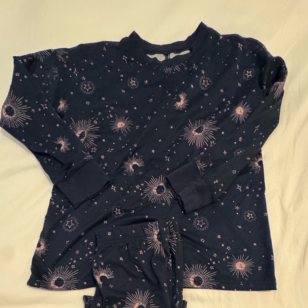 Nordstrom Girls' Navy Pajama Set with Pink Starburst Print
